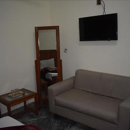 Hotel Al Hamrah Islamabad Bagian luar foto