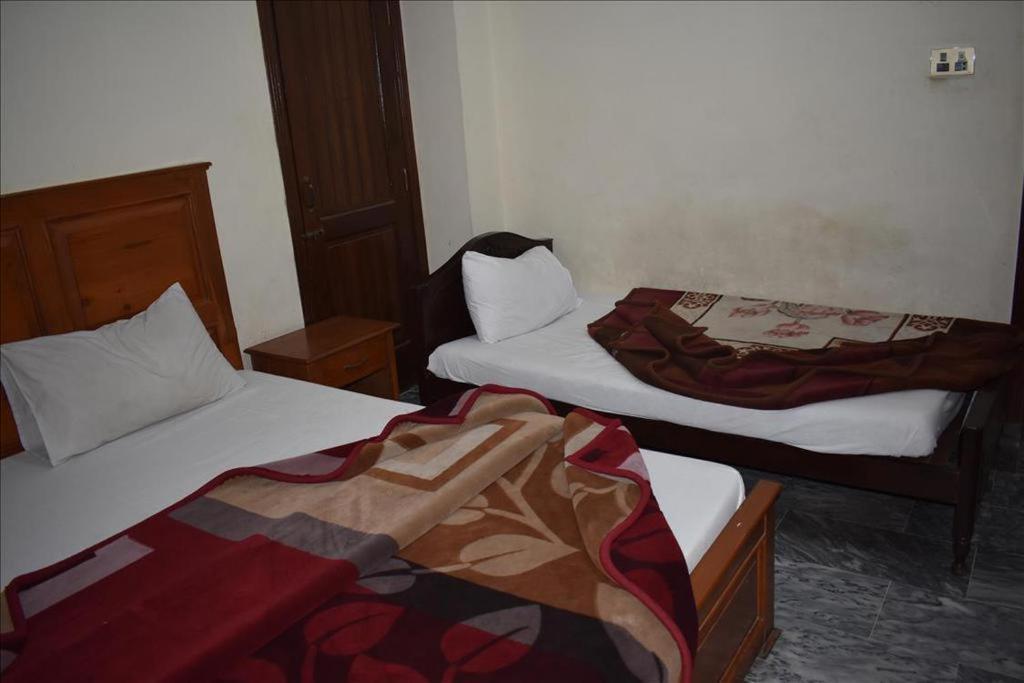 Hotel Al Hamrah Islamabad Bagian luar foto