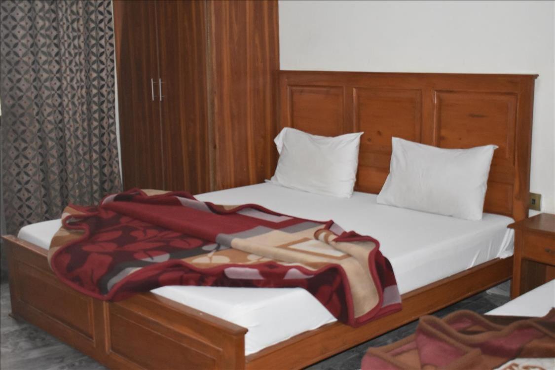 Hotel Al Hamrah Islamabad Bagian luar foto